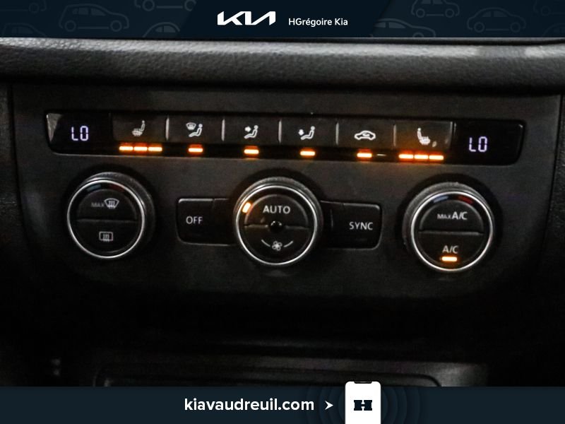 2017 Volkswagen Tiguan White Laval - photo #23