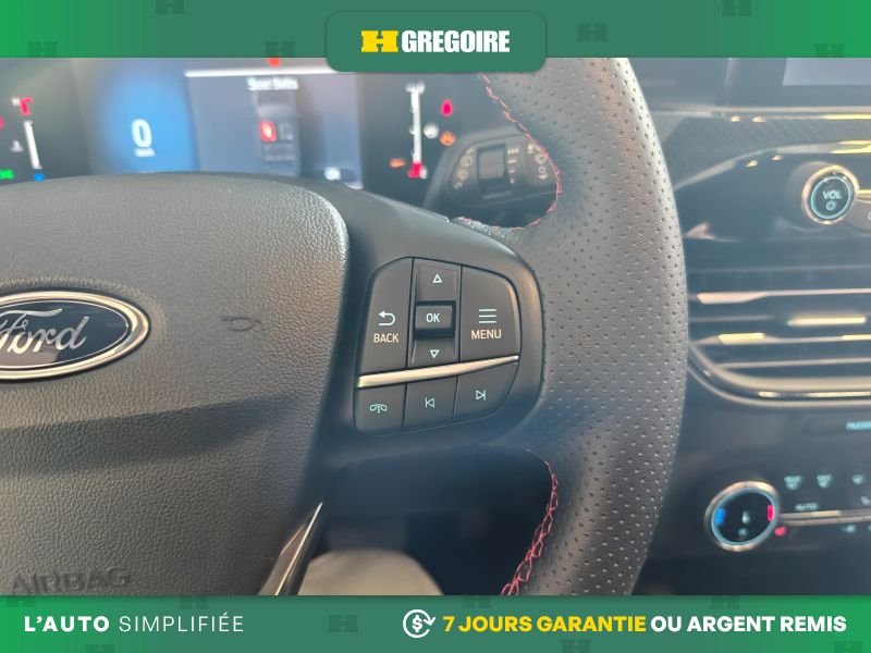 2025 Ford Escape Grey Laval - photo #25