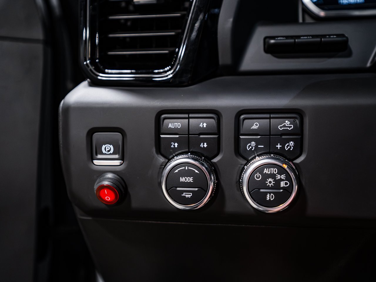 2024 GMC Sierra 2500HD 4WD Crew Cab 159 AT4 Grey Sherwood Park - photo #29