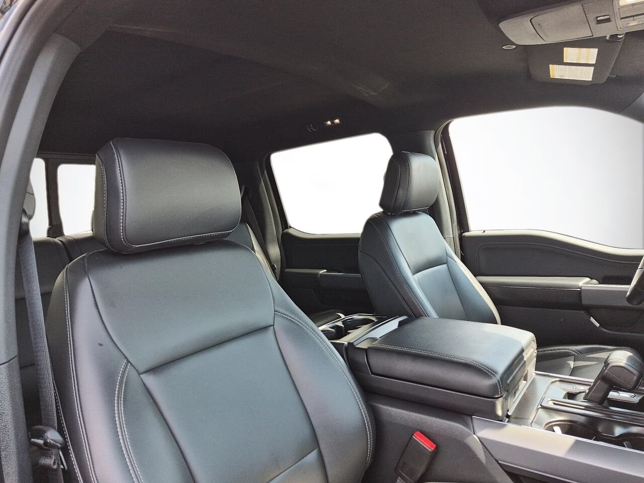 2025 Ford F-150 Black Saint-Jérôme - photo #2