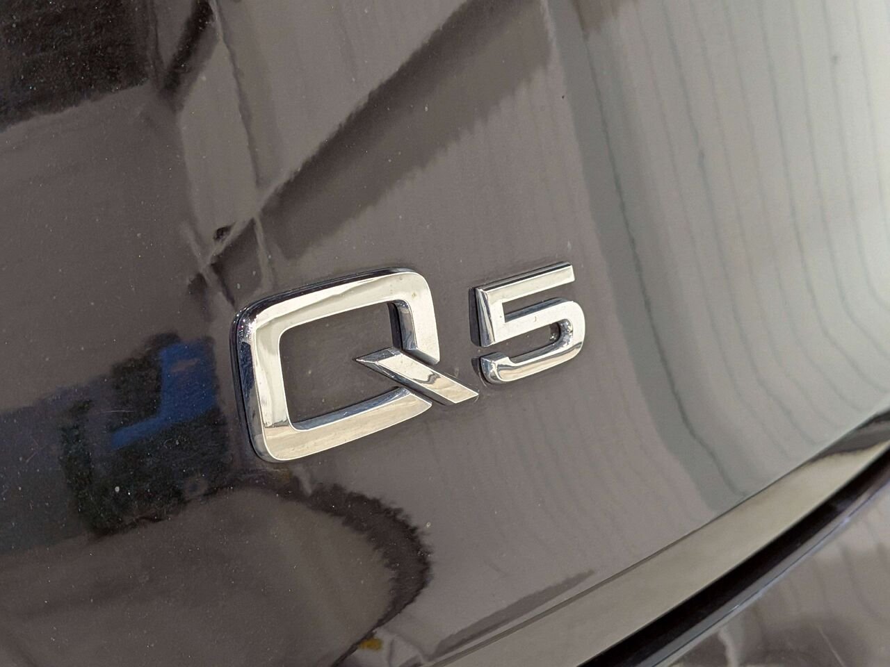 2023 Audi Q5 Technik 45 TFSI quattro Black Val-David - photo #38
