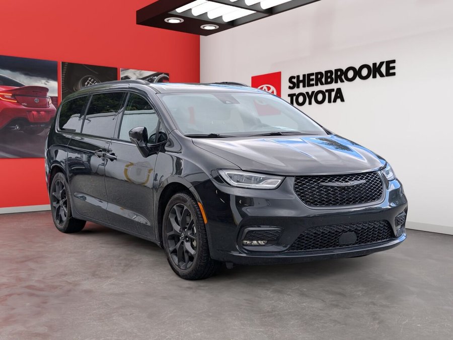 Chrysler Pacifica LIMITED/SIÈGES CHAUFFANTS/TOIT OUVRANT/VOLANT CHAUFFANT/BLUETOOTH/AC BIZONE 2025 Noir