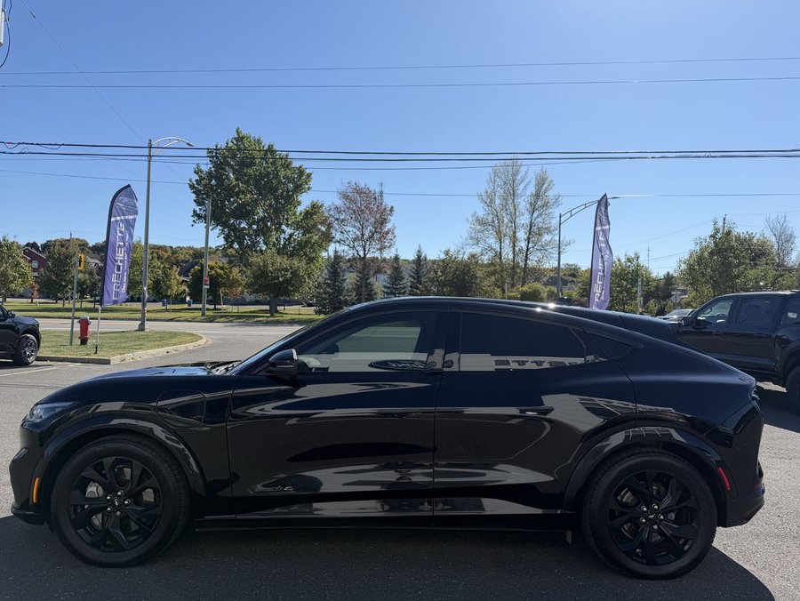 Ford Mustang Mach-E Haut de gamme TI 2023 Noir