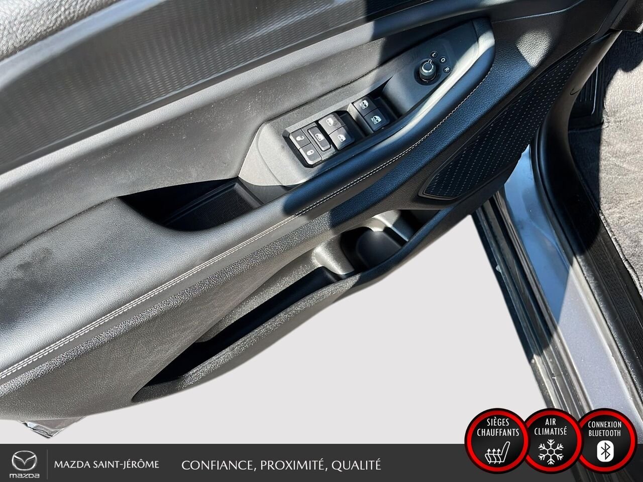 Jeep Grand Cherokee Altitude | GROUPE REMORQUAGE | CUIR | 2025 Gris Saint-Jérôme - photo #11