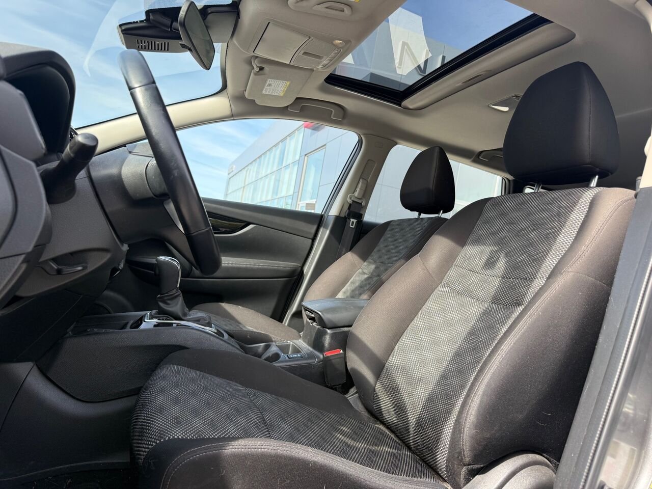 Nissan Qashqai SV AWD | JAMAIS ACCIDENTÉ✅ 2022 Gris Châteauguay - photo #2