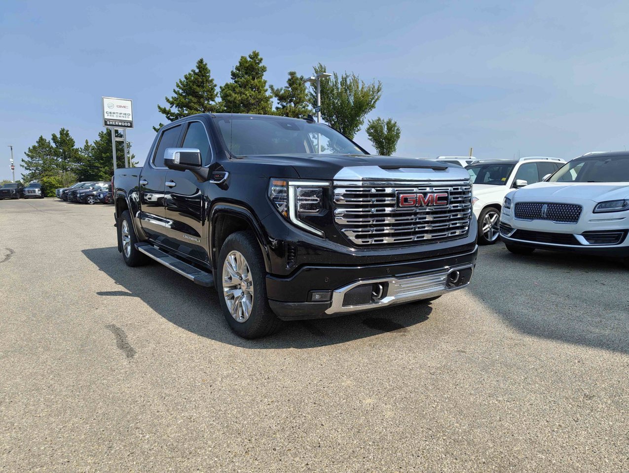 2024 GMC Sierra 1500 4WD Crew Cab 147 Denali Black Sherwood Park - photo #2