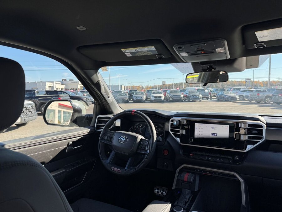 2025 Toyota Tundra SR5 CrewMax 4x4 caisse longue Green