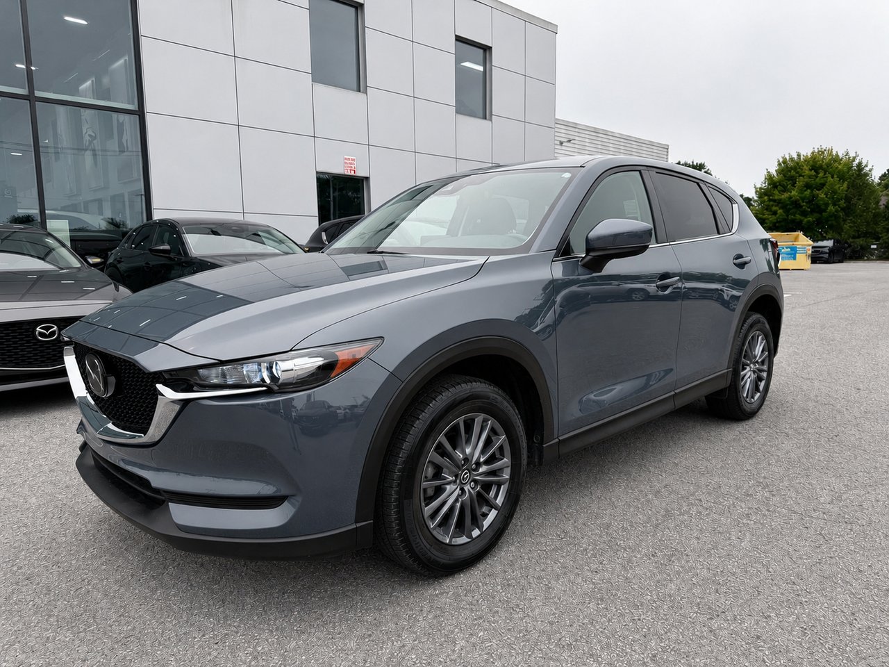 2021 Mazda CX-5 Grey Châteauguay - photo #2