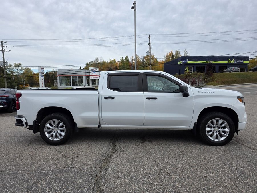2022 Chevrolet Silverado 1500 Custom 4X4 White