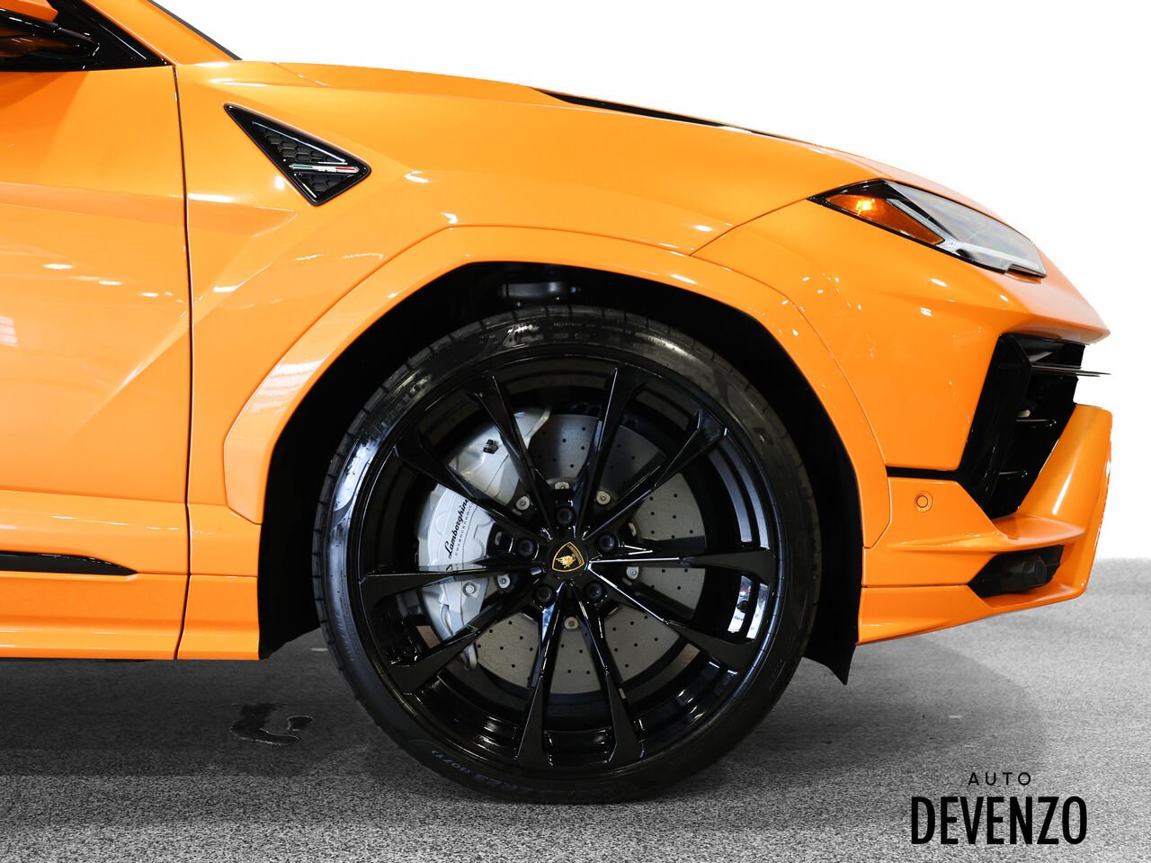 2024 Lamborghini Urus Orange Saint-Eustache - photo #4