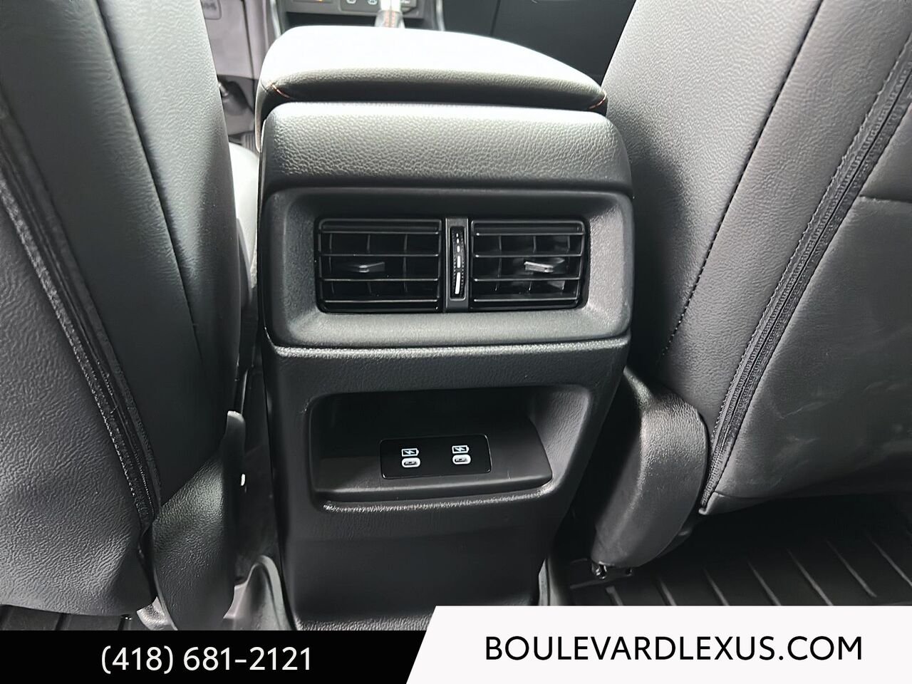 Honda CR-V hybride 138002A | Touring Traction Intégrale 2026 Noir Québec - photo #18