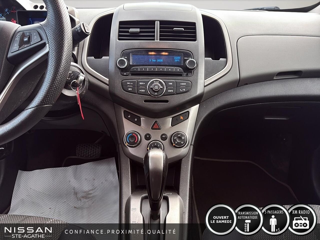 2012 Chevrolet Sonic White Ste-Agathe des Monts - photo #11