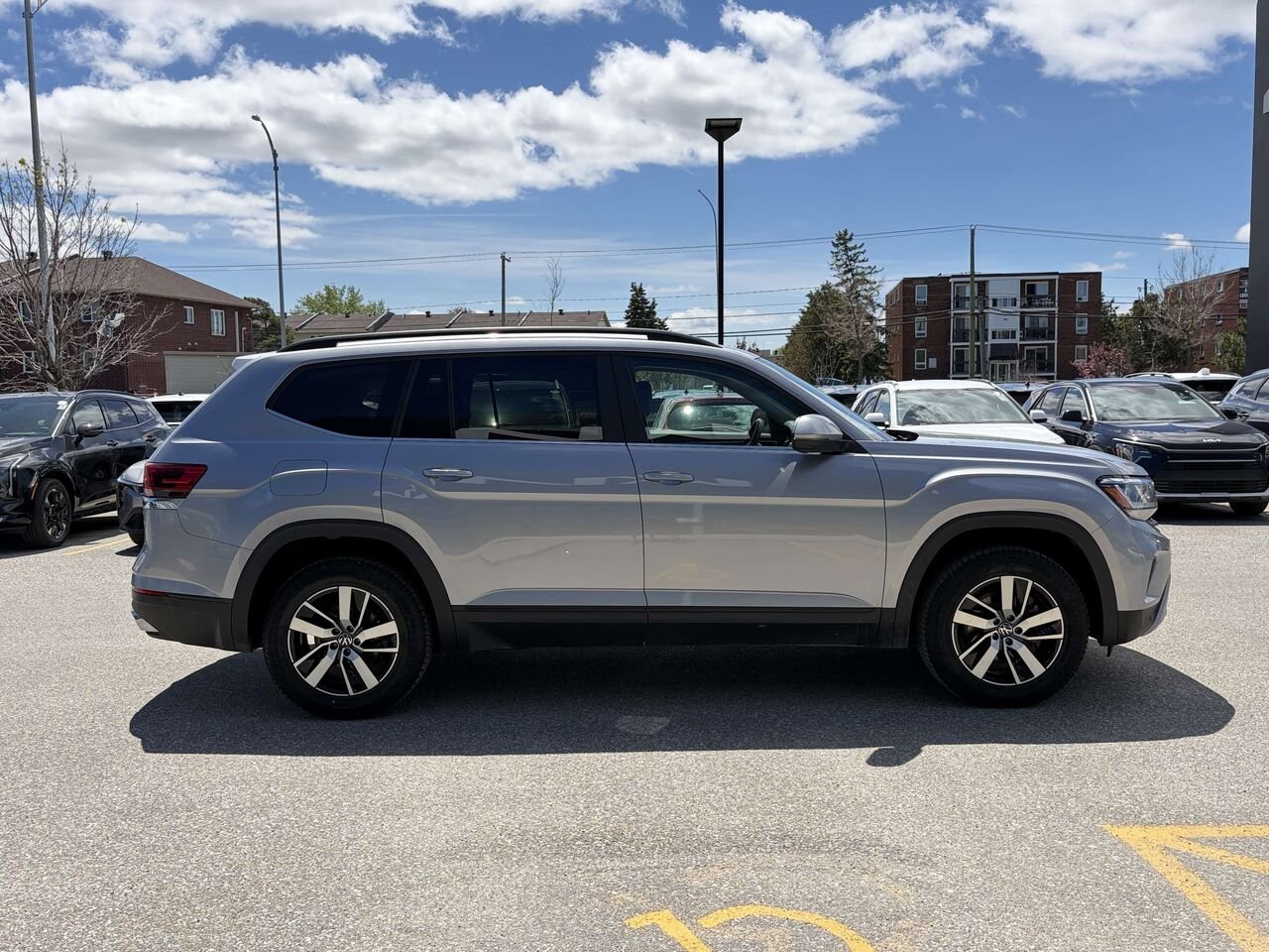 2022 Volkswagen Atlas Grey Gatineau - photo #6