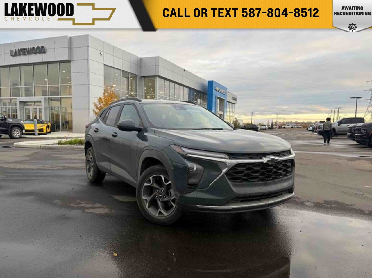 2025 Chevrolet Trax FWD 4dr LT Grey Sherwood Park - photo #0