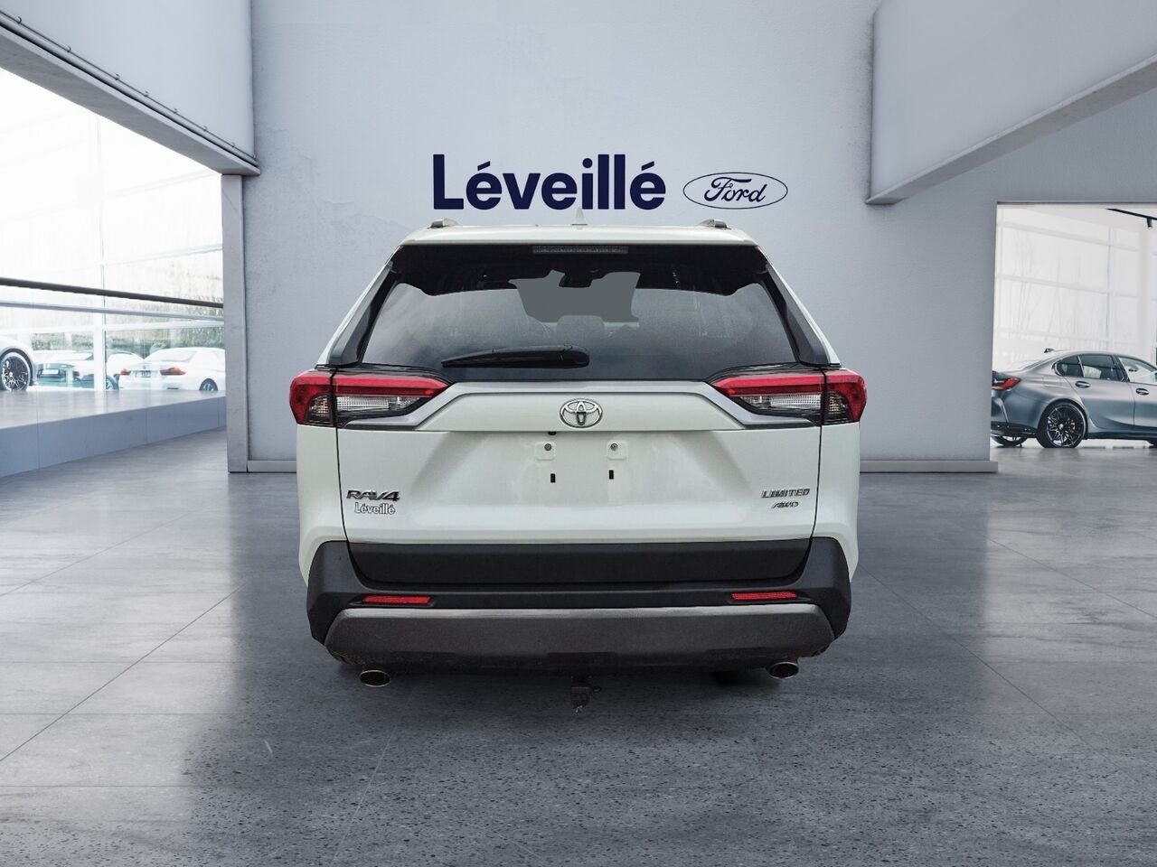 2019 Toyota RAV4 White Saint-Jérôme - photo #4