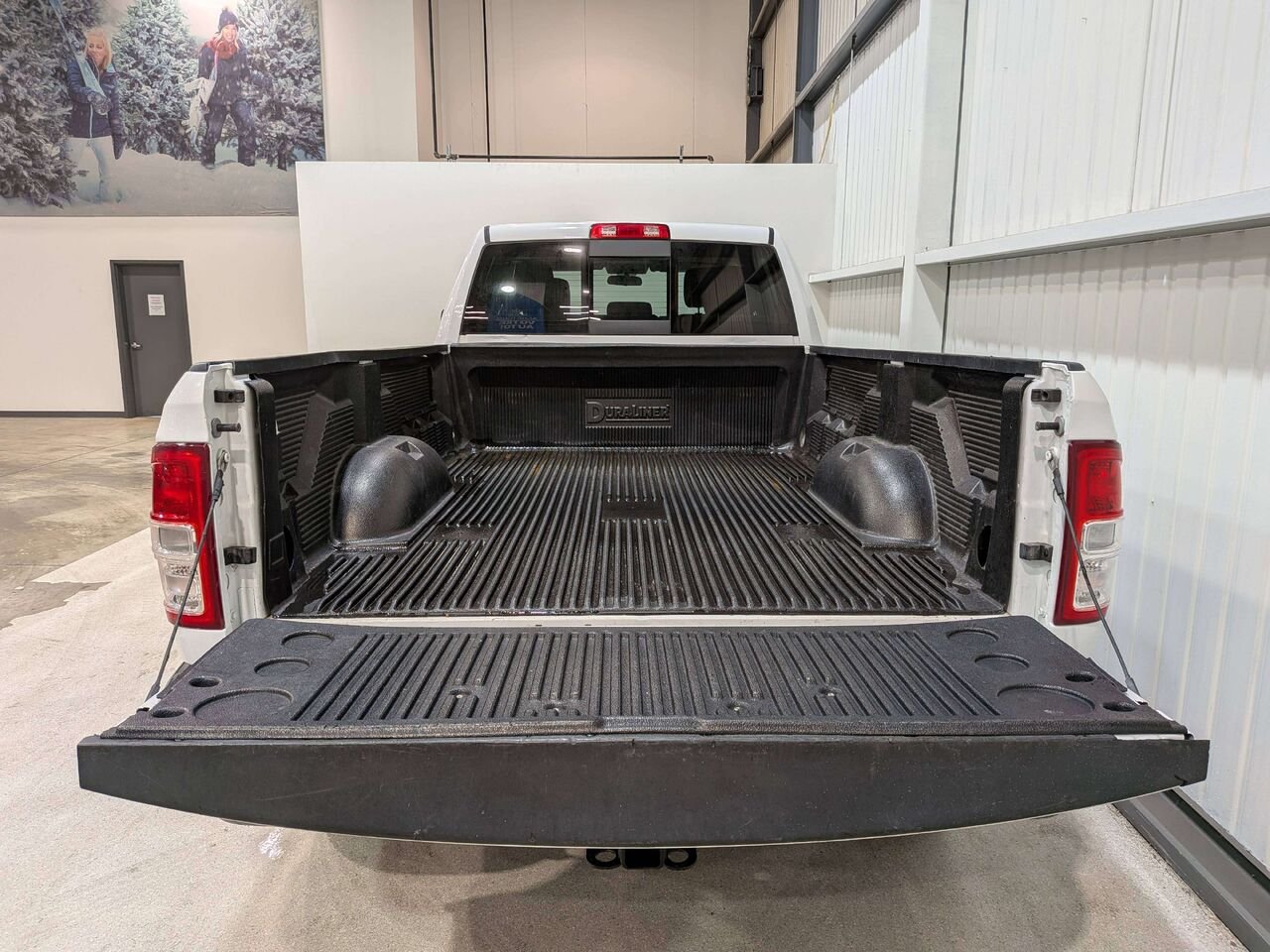 Ram 2500 Tradesman 4x4 Crew Cab 8' Box 2019 Blanc Val-David - photo #9