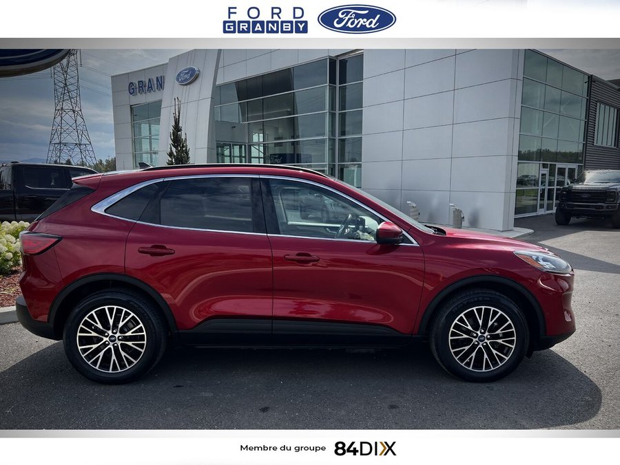 2021 Ford Escape Red