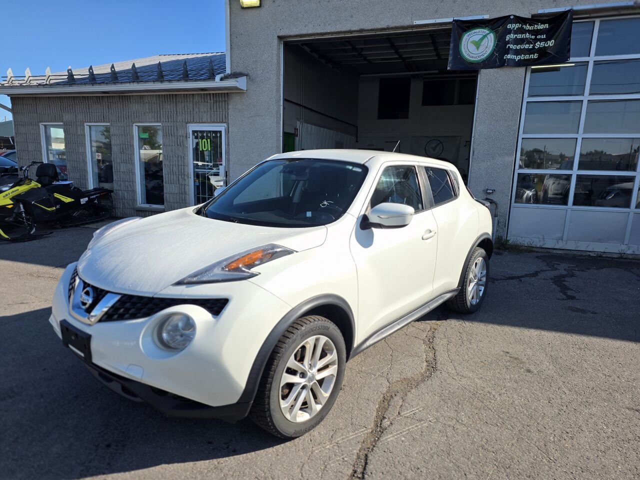 Nissan JUKE 2017 Blanc Longueuil, - photo #1