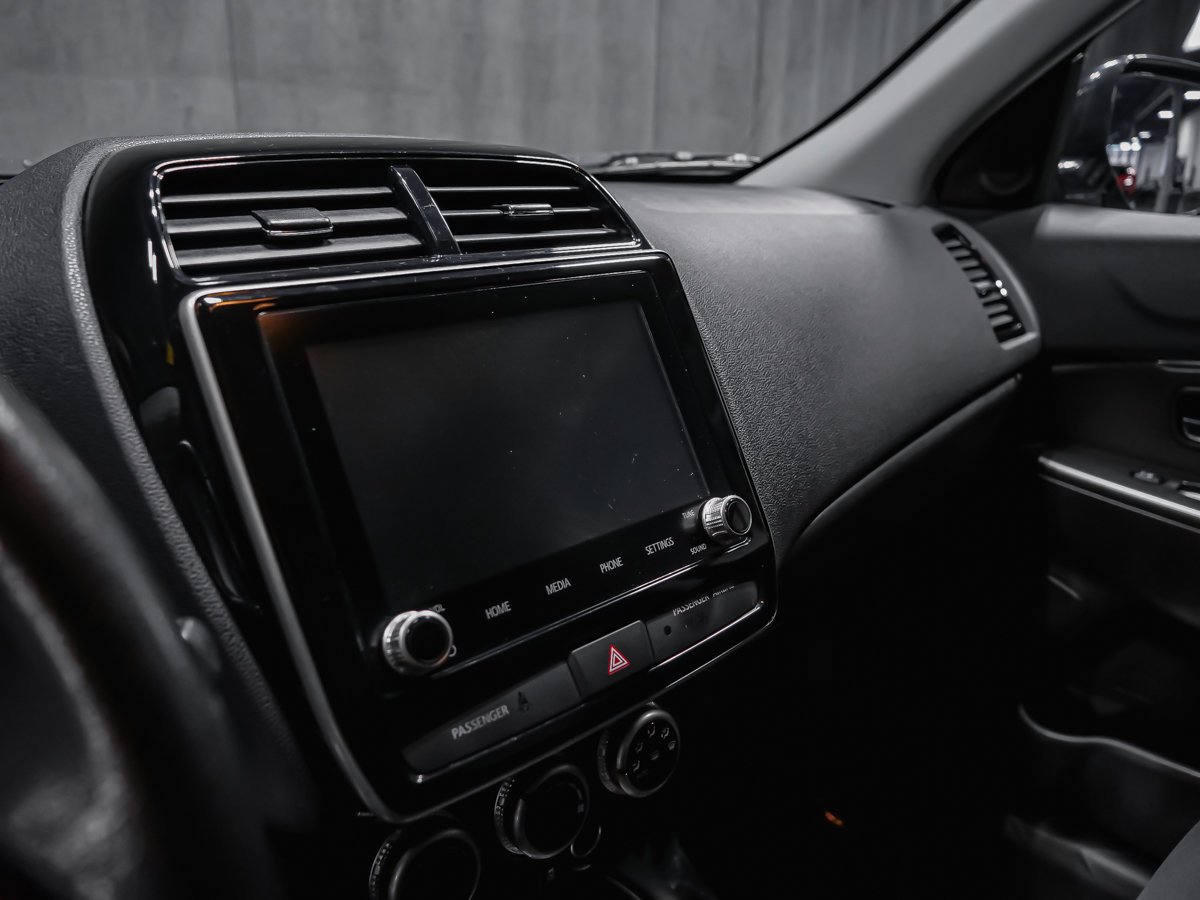 Mitsubishi RVR SE 2024 Noir Montréal - photo #9