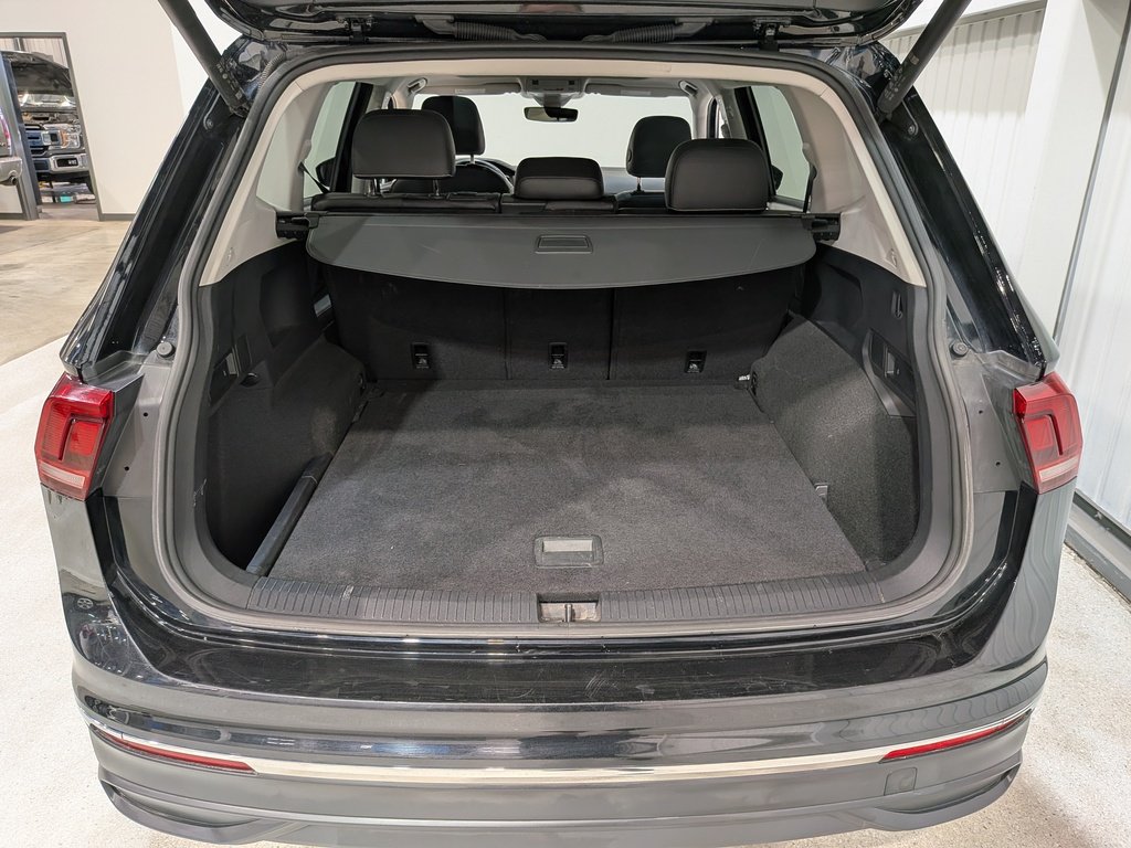 2024 Volkswagen Tiguan Comfortline 4MOTION Black Val-David - photo #8