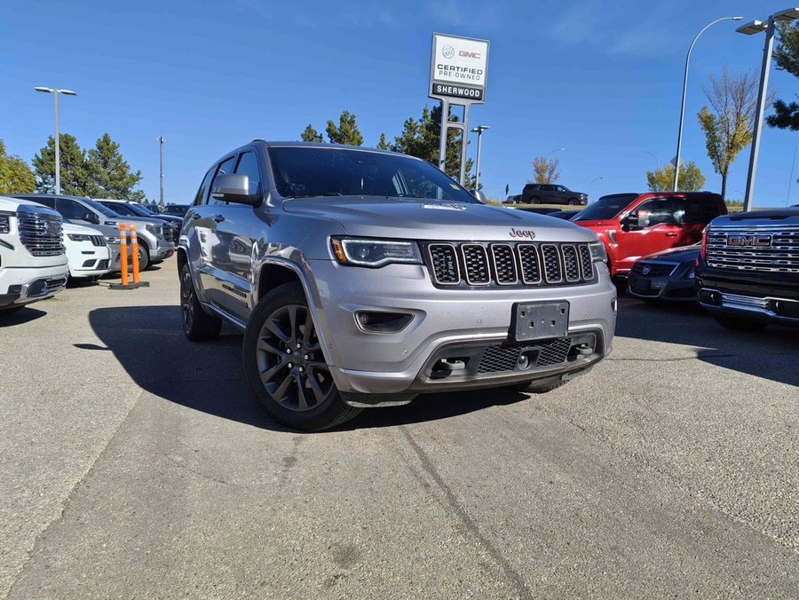 2017 Jeep Grand Cherokee Limited 75th Anniversary Edition V6 4X4 | Luxury/Active Safety Packages Grey