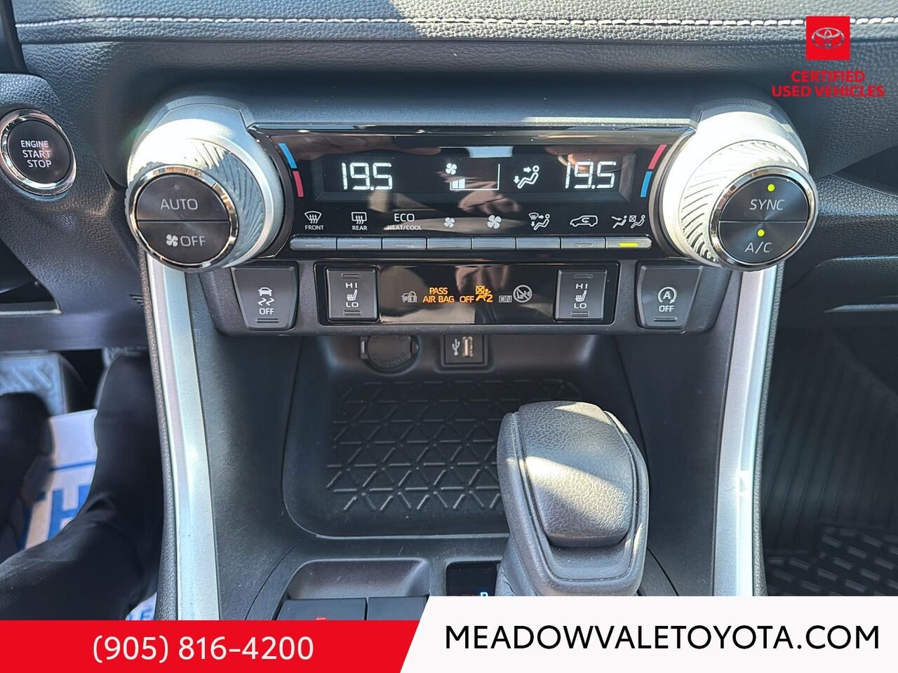 2023 Toyota RAV4 One Owner, New Brake Pads and Rotors on the front and the back Grey Mississauga - photo #19