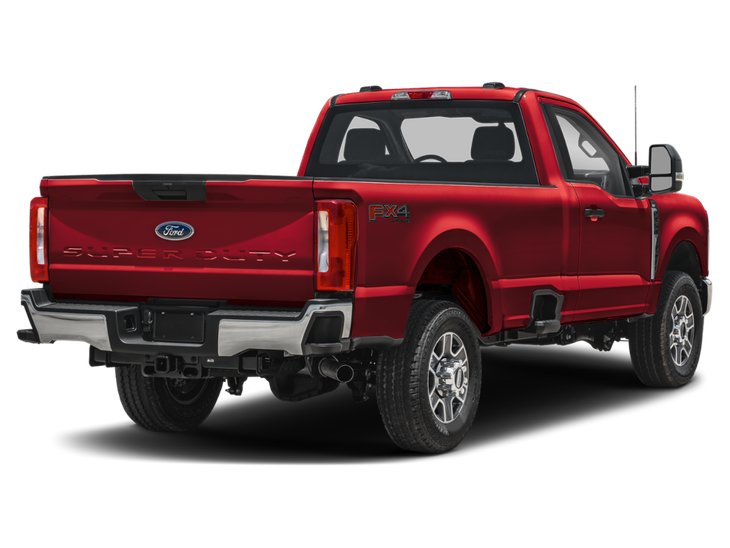 2026 Ford Super Duty F-350 à roues arrière simples XLT