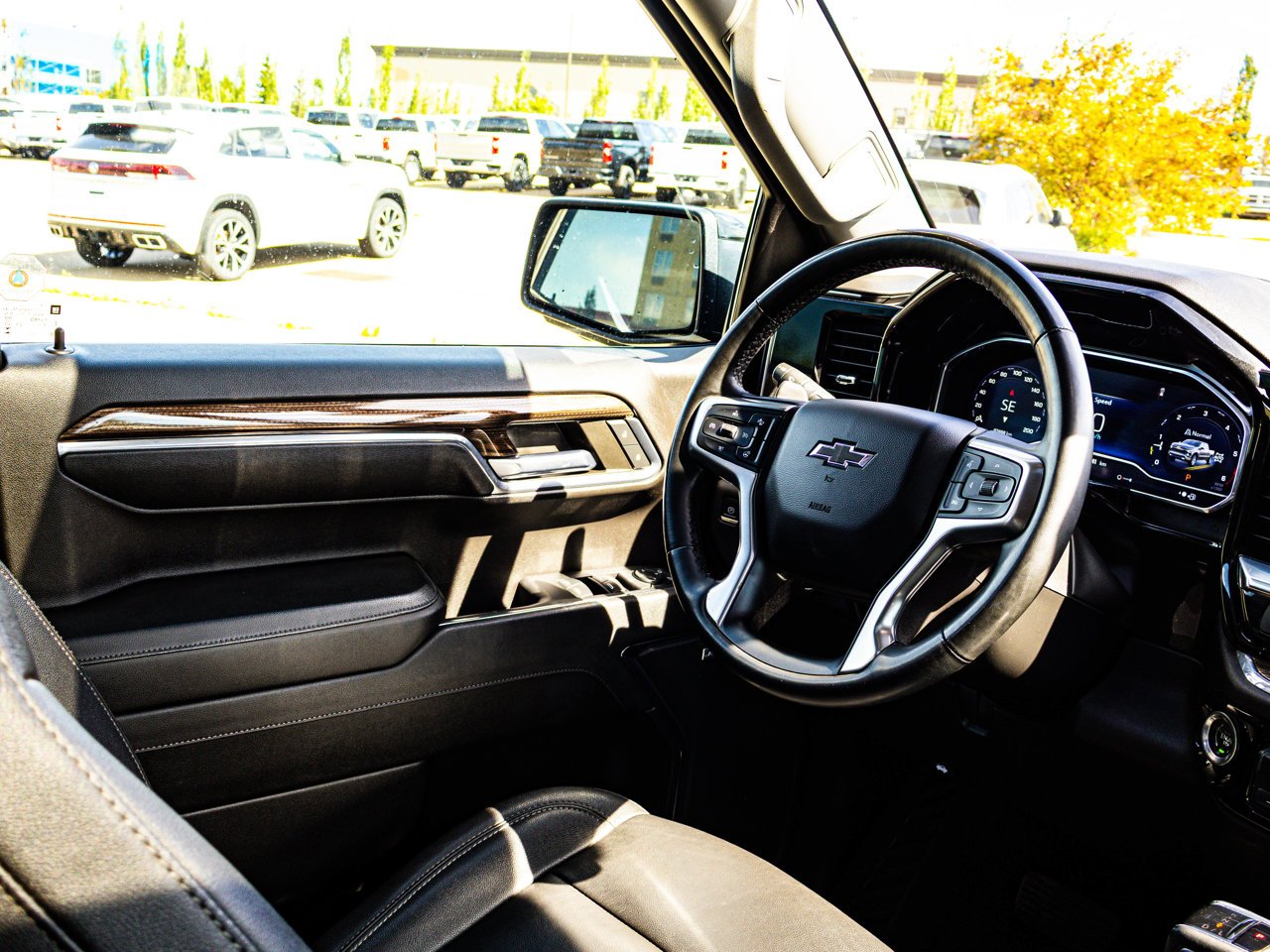 2024 Chevrolet Silverado 1500 4WD Crew Cab 147 RST Black Sherwood Park - photo #31