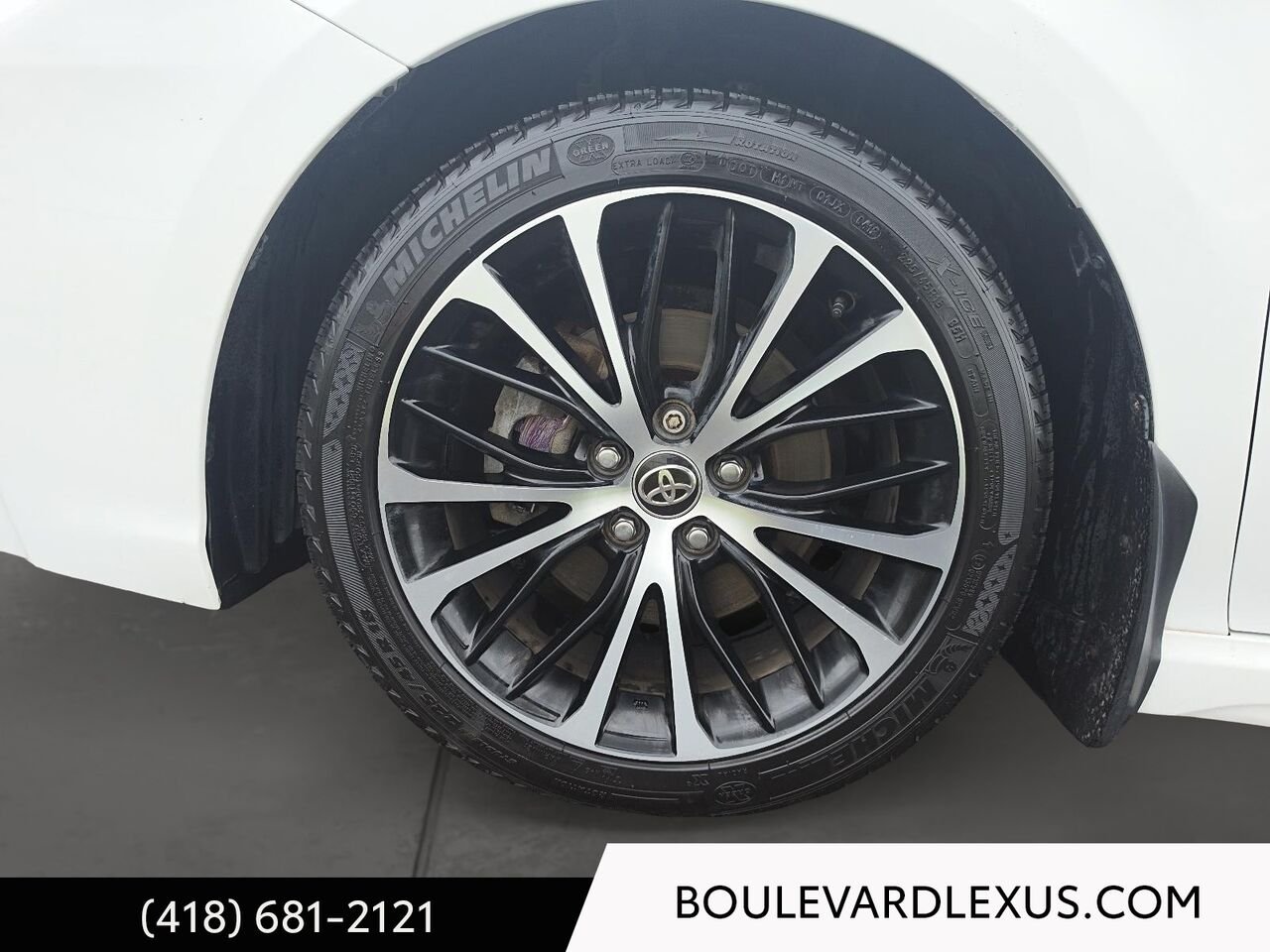 2020 Toyota Camry 19936A | SE hybride BA White Quebec - photo #6