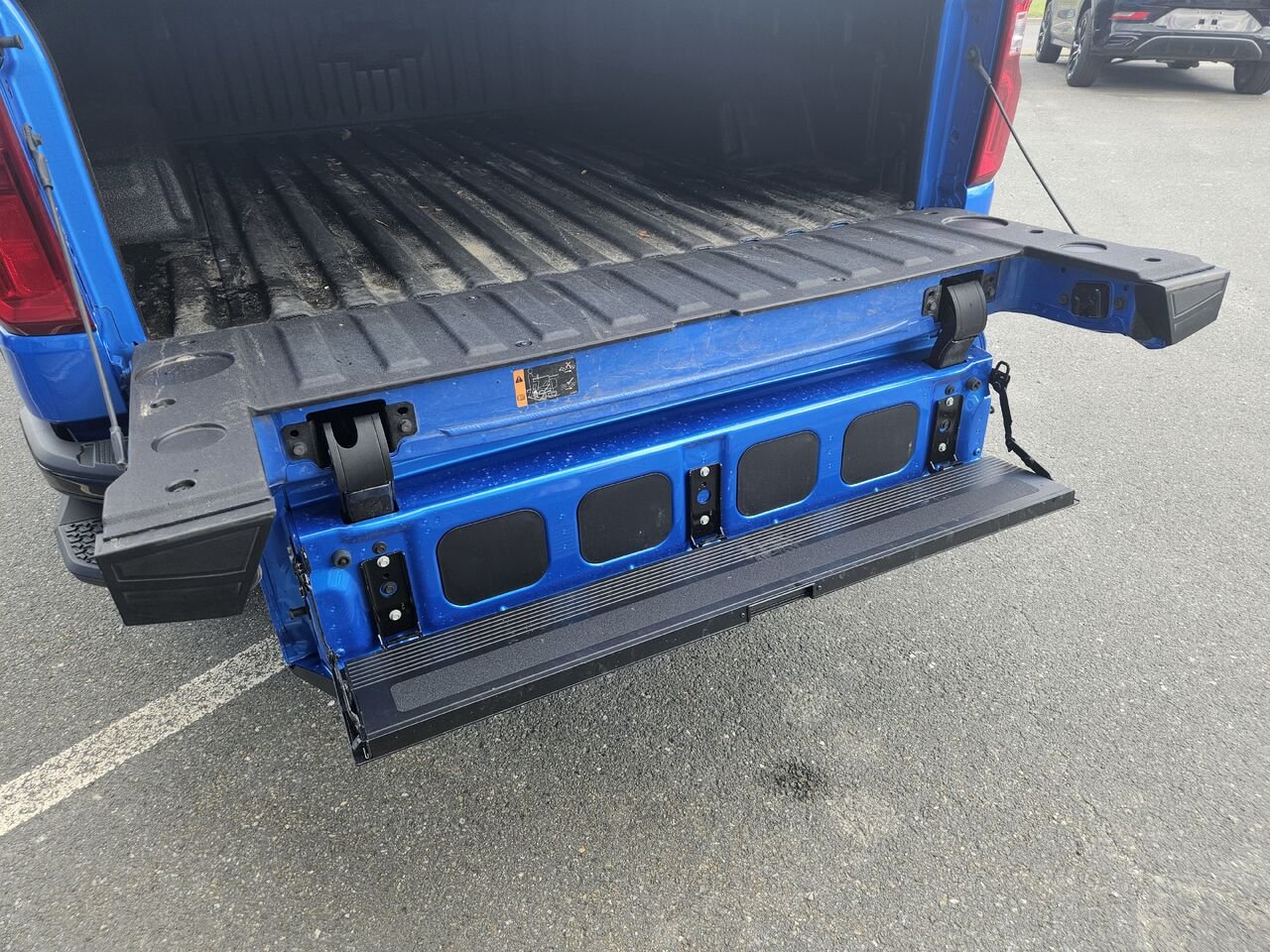 Chevrolet Silverado 1500 ZR2 cabine multiplace 4RM 147 po 2026 Bleu Thetford Mines - photo #4