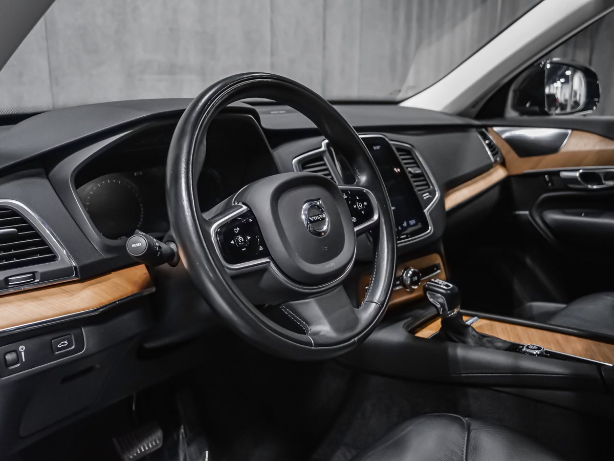2021 Volvo XC90 T6 MOMENTUM CLIMAT HARMAN KARDON Black Montreal - photo #7