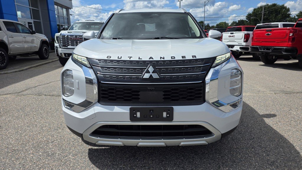 Mitsubishi OUTLANDER SE S-AWC 2022 Blanc Mont-Laurier - photo #1
