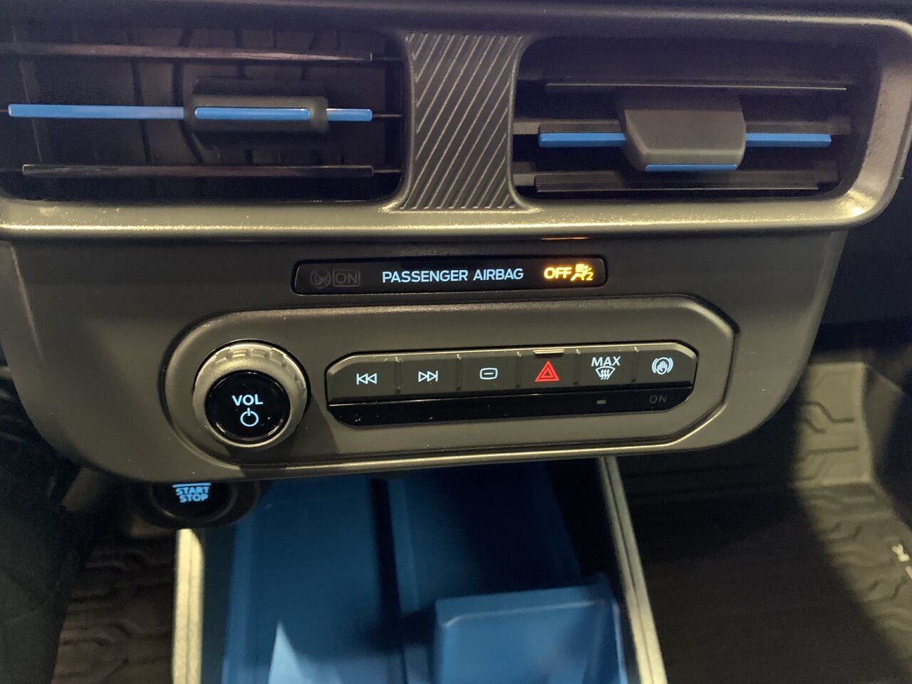 2025 Ford Maverick XLT AWD Blue Saint-Eustache - photo #31