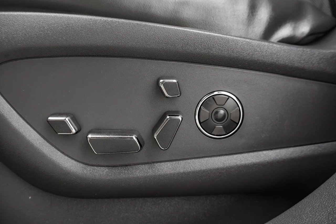 2020 Lincoln Nautilus Reserve AWD White Sherwood Park - photo #15
