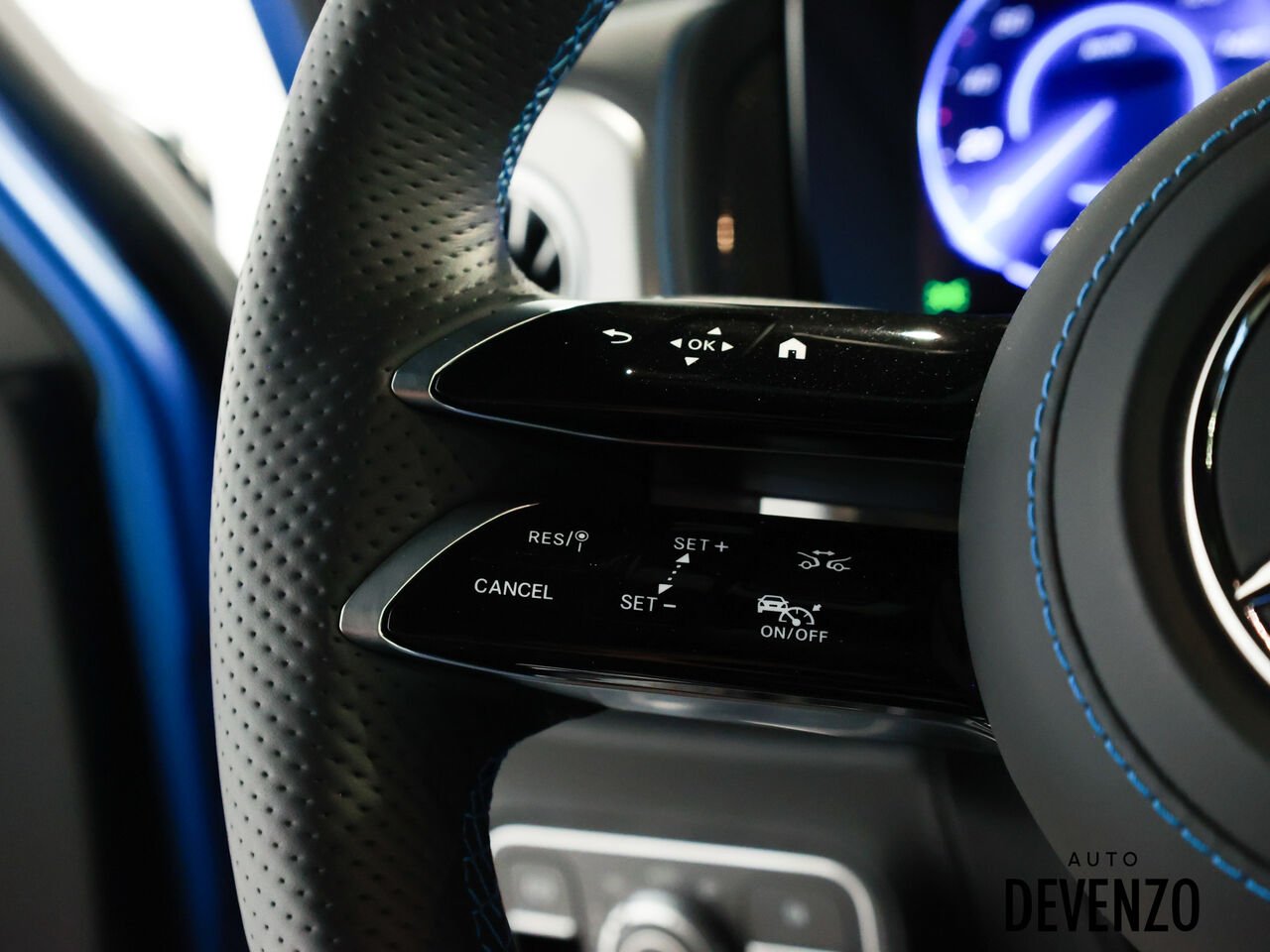 2025 Mercedes-Benz Classe-G Blue Saint-Eustache - photo #20