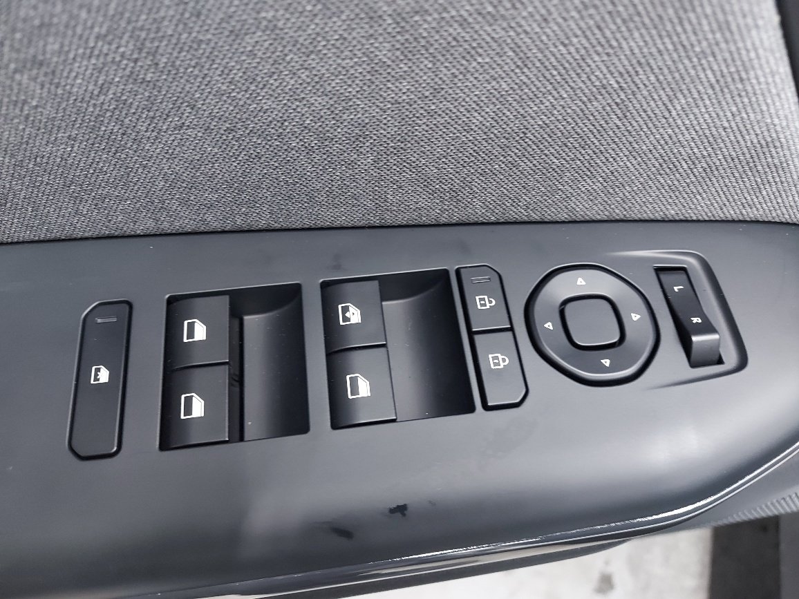 2025 Kia K4 Snow White Pearl Blainville - photo #14