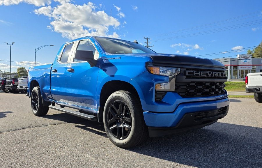 CHEVROLET Silverado 1500 Custom 4X4 2023 Bleu