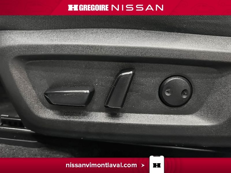 2024 Nissan Rogue White Laval - photo #21