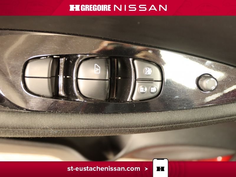 2023 Nissan Leaf Red Saint-Eustache - photo #37
