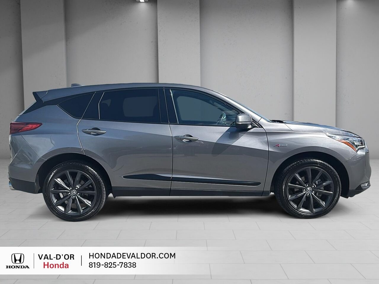 2025 Acura RDX A-Spec AWD Tout Équipé! Grey Val-d'Or - photo #4