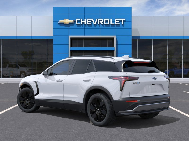 CHEVROLET Blazer EV BLAZER EV eAWD LT (4LT) 2026 BLANC SOMMET Rivière-du-Loup - photo #2