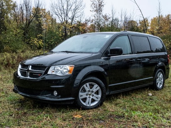 2020 Dodge Grand Caravan Crew Plus 2RM Black