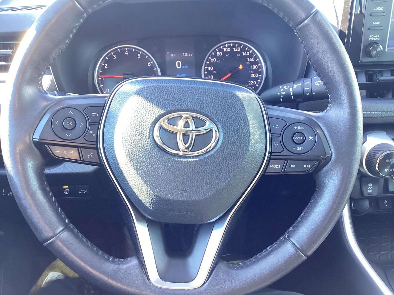 TOYOTA RAV4 XLE AWD 2021 Bleu Gatineau - photo #11