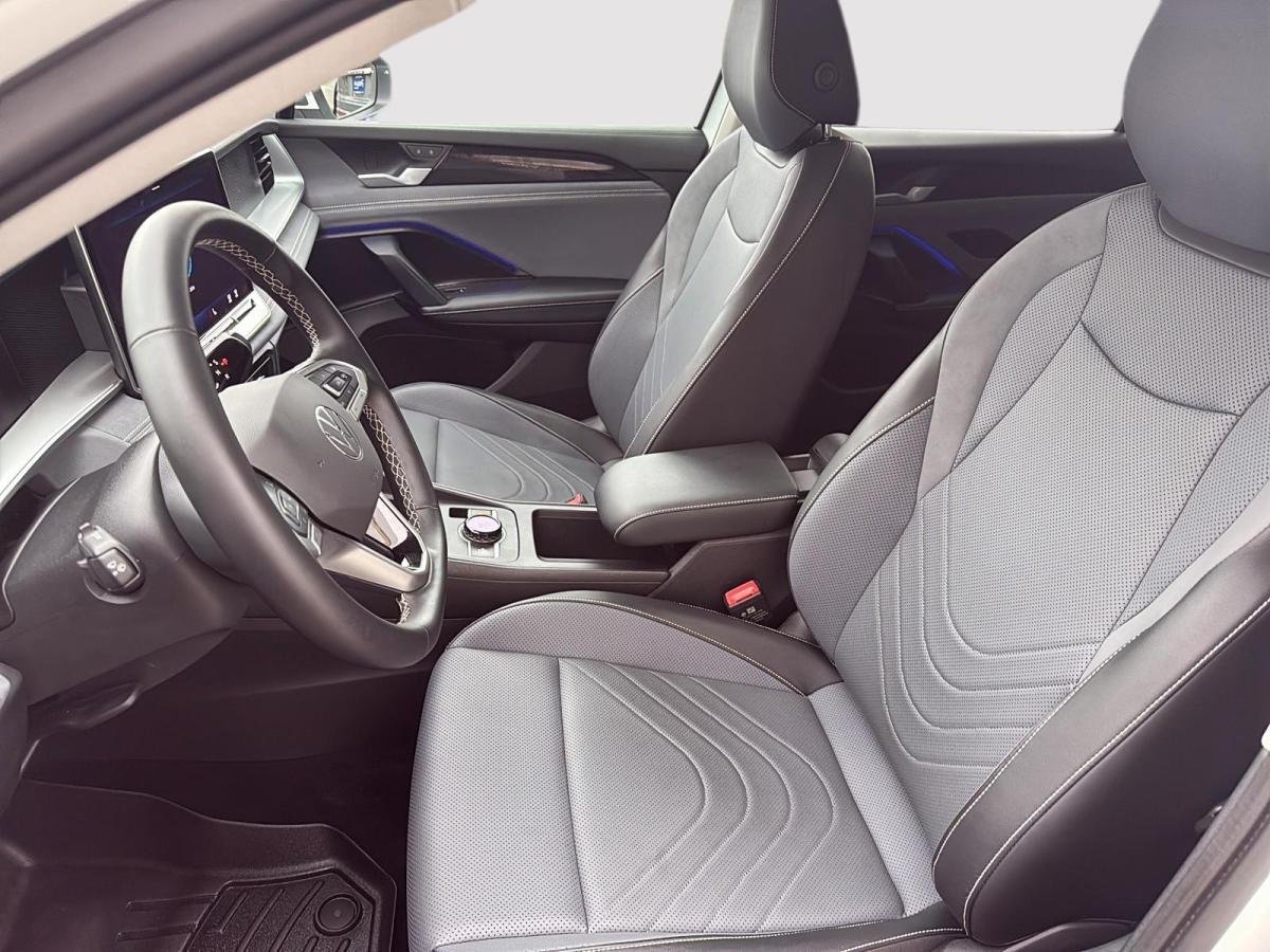 Volkswagen Tiguan 2025 Blanc Rouyn-Noranda - photo #8