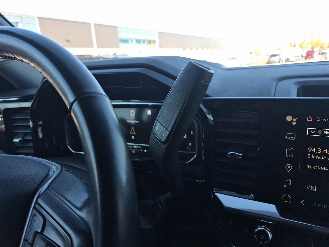 GMC Sierra 1500 2F480A | Elevation 5.3L ** GR. PROTECTION ** GROS MIRROIRS ** 157 po 2023 Blanc Saint-Jérôme - photo #14