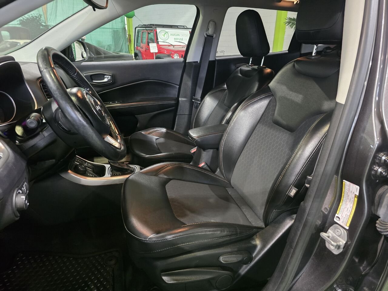Jeep Compass 2018 Gris Longueuil, - photo #9