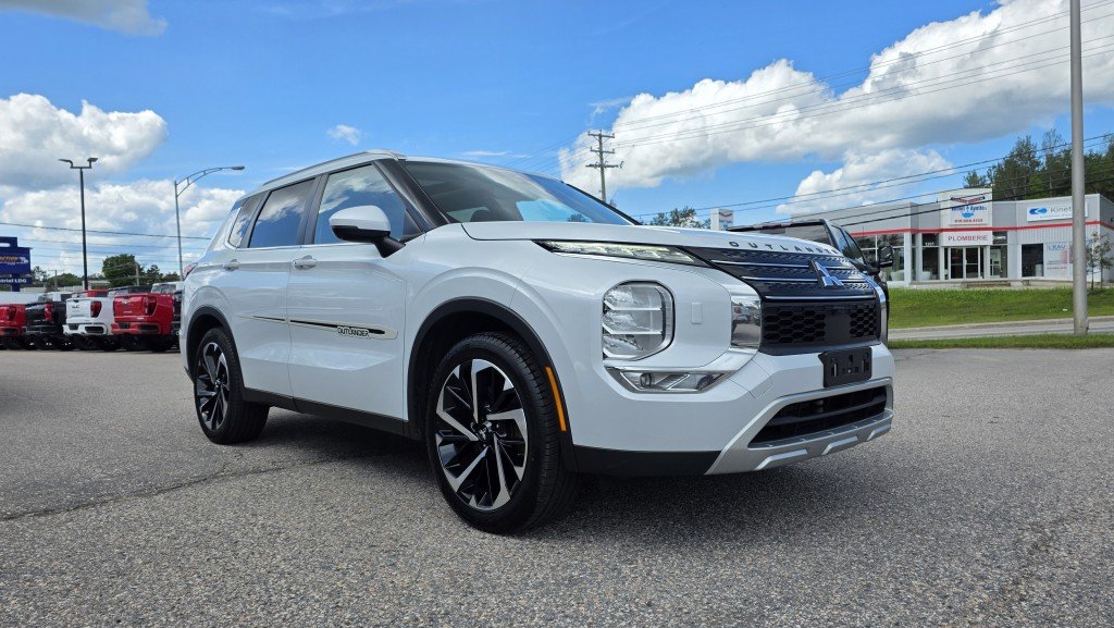 Mitsubishi OUTLANDER SE S-AWC 2022 Blanc Mont-Laurier - photo #2