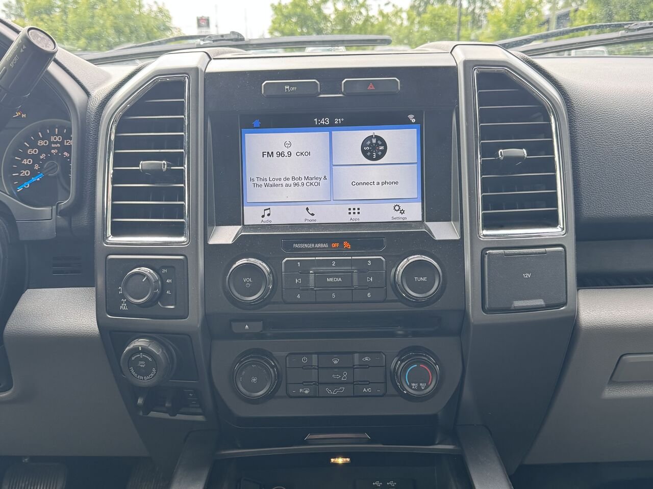 2016 Ford F-150 Black Granby - photo #14