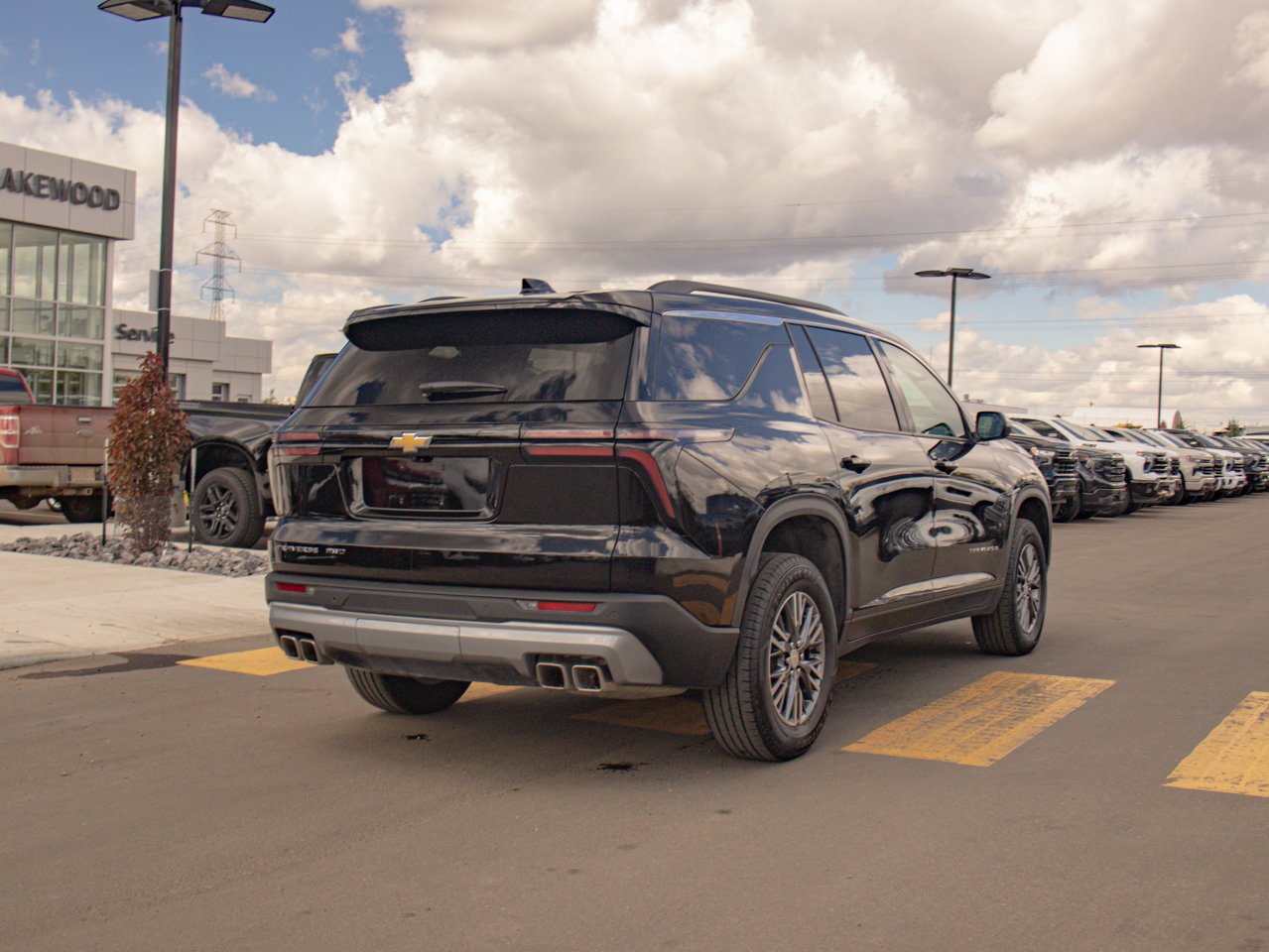 2026 Chevrolet Traverse AWD 4dr LT Black Sherwood Park - photo #9