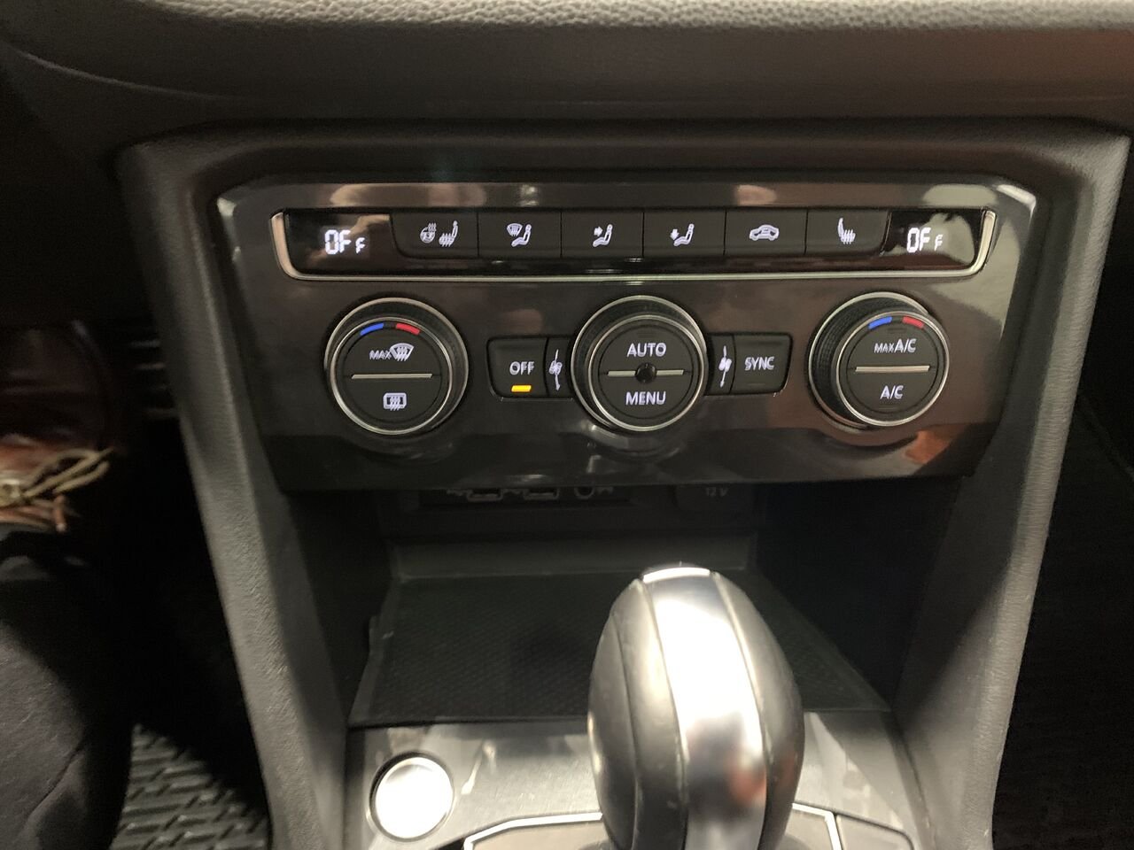 2019 Volkswagen Tiguan R-LINE Grey Châteauguay - photo #30